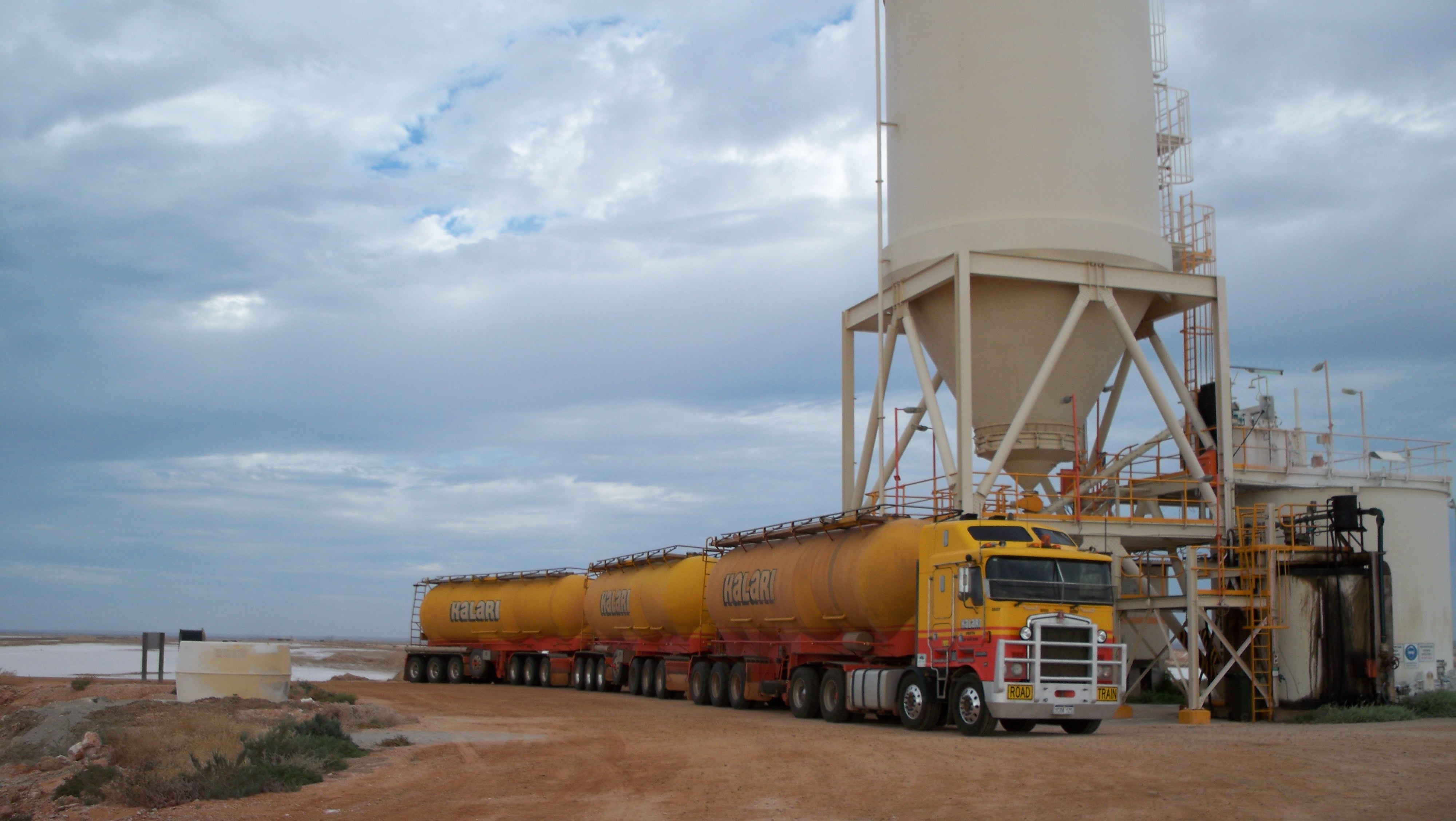 557 Dampier Salt Lake McLeod